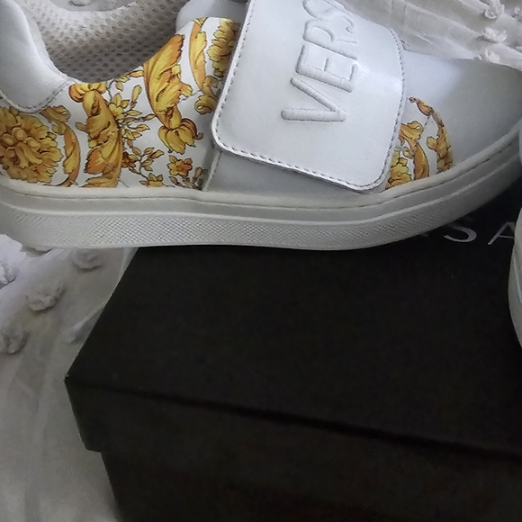 Authentic Versace Kids Boys Sneakers size 12 European size 30 - Picture 5 of 7